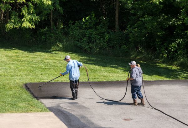 Driveway Coating Service in Norwalk